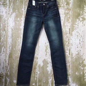✨CLEARANCE ✨ Express Skinny Mid-Rise jeans size 2